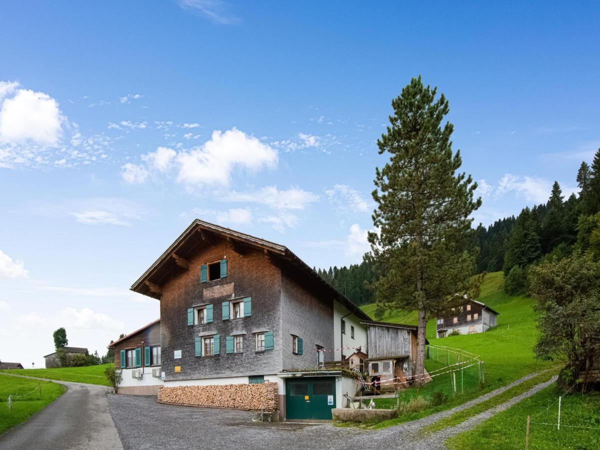 Vintage Holiday Home In Vorarlberg Near Ski Area Schwarzenberg im Bregenzerwald Buitenkant foto