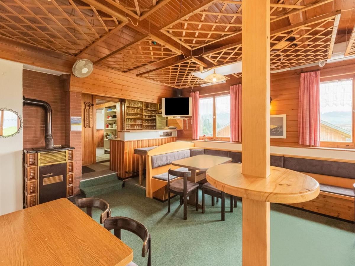 Vintage Holiday Home In Vorarlberg Near Ski Area Schwarzenberg im Bregenzerwald Buitenkant foto